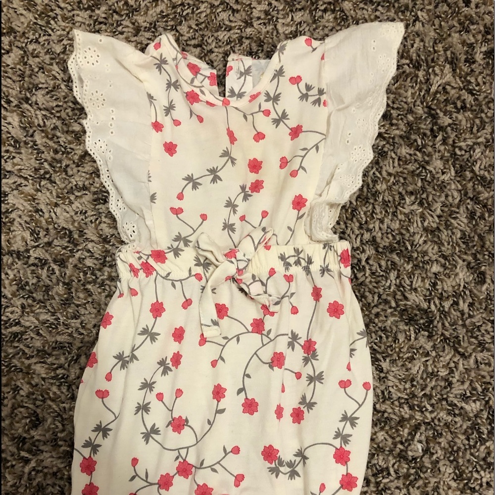 Jessica Simpson romper